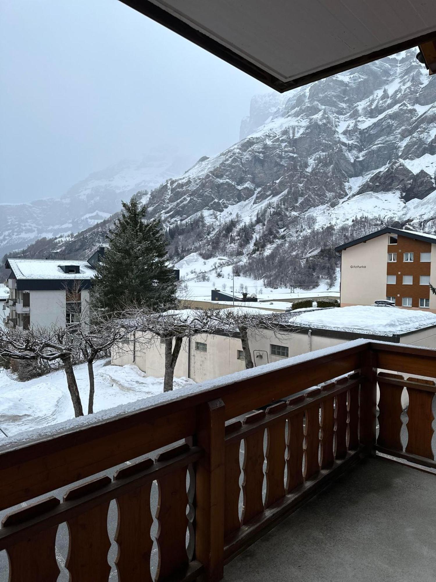 Touristenheim Bergfreude Leukerbad Exteriér fotografie